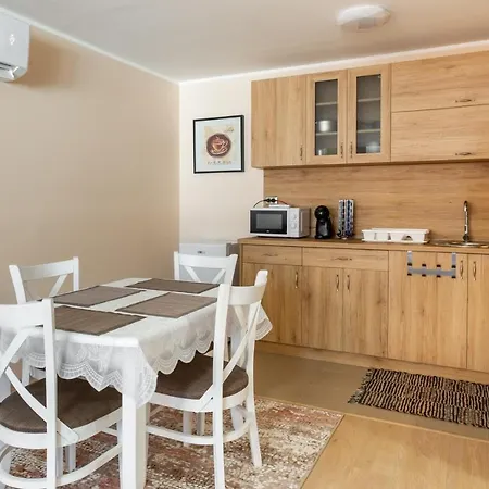 Apartment в4 *
