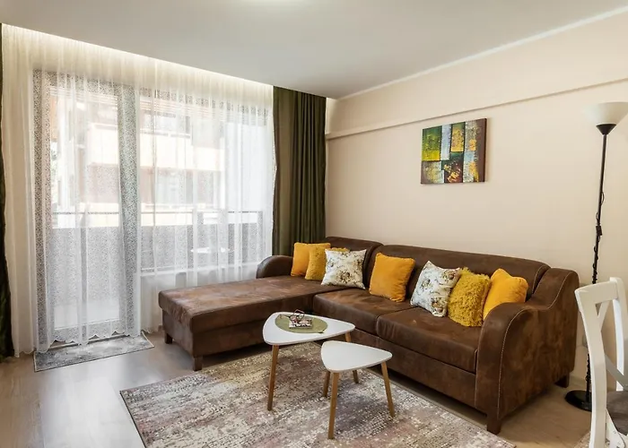 в4 Апартамент *