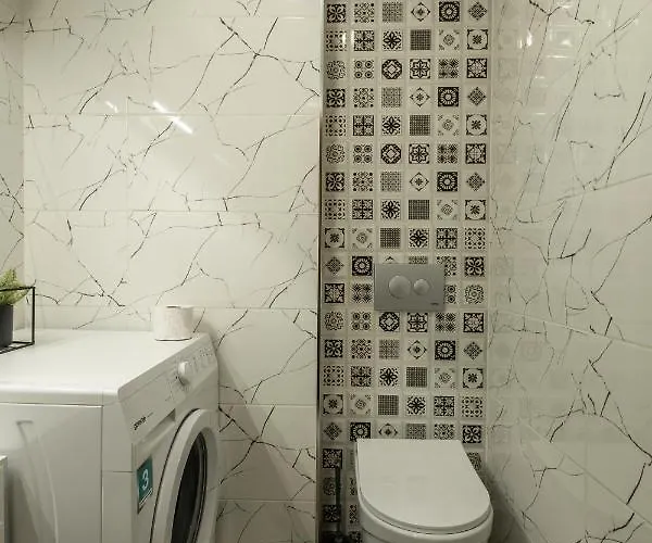 в4 Апартамент *