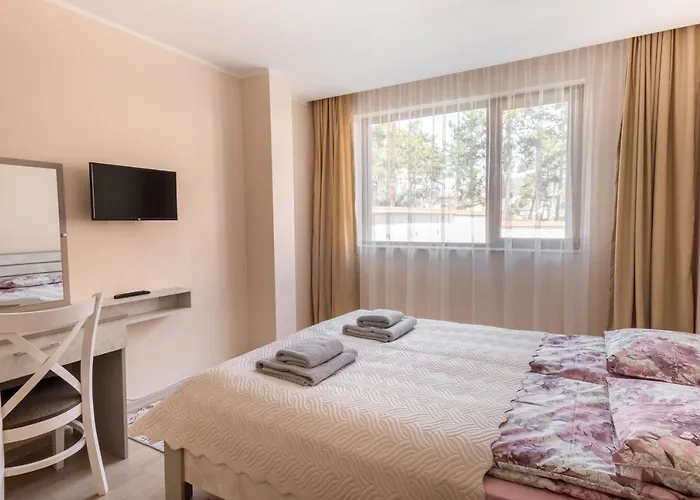 в4 Апартамент *